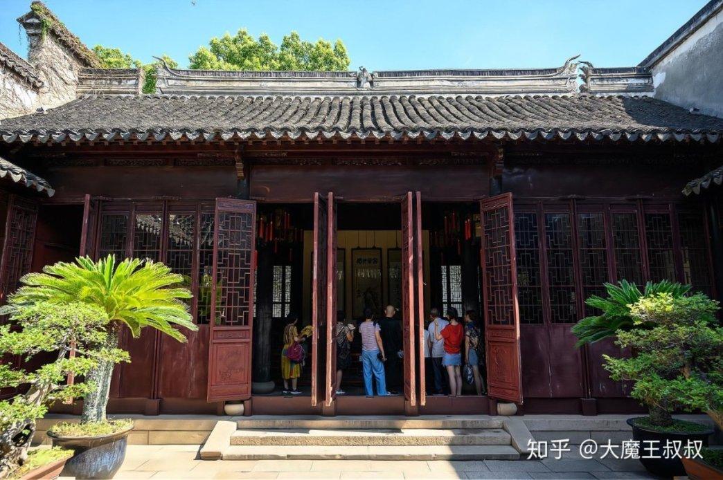 快点上厕所